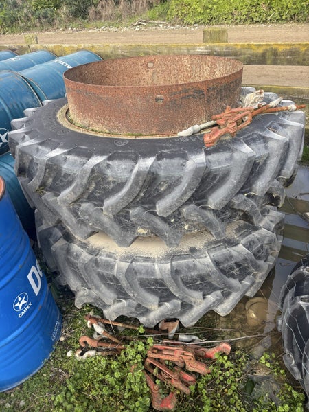 Farm machinery / MAKE AN OFFER62865822603651112