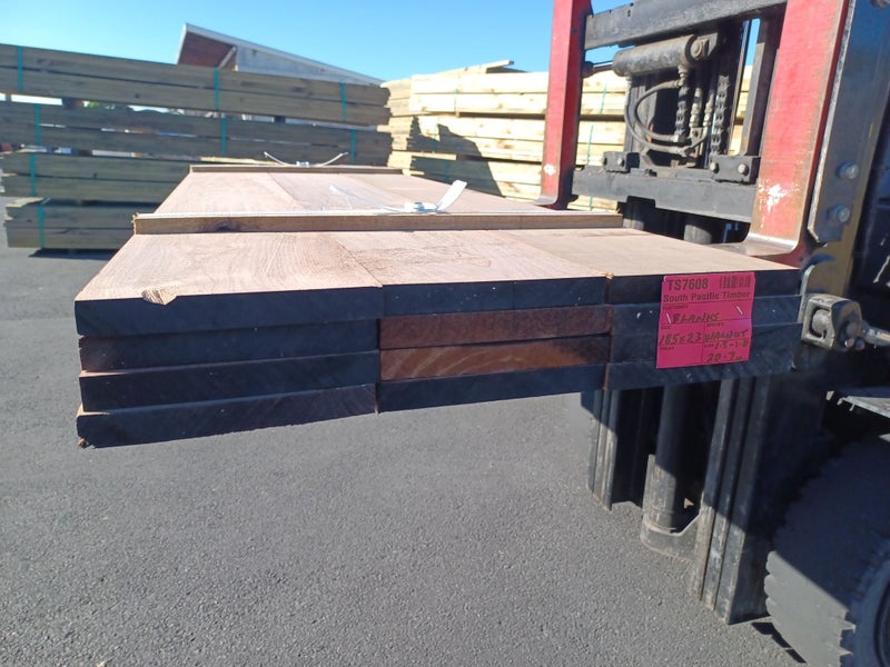 AMERICAN WALNUT - 185 x 23mm - COMMON 1&2 - BLANKED - 20.7m - TS7608 Carousel 2