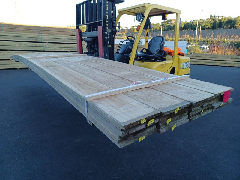 PINE CLEARS - D4S SECONDS - 240 x 19mm H3.2 - 122m - TS7694 Carousel 1