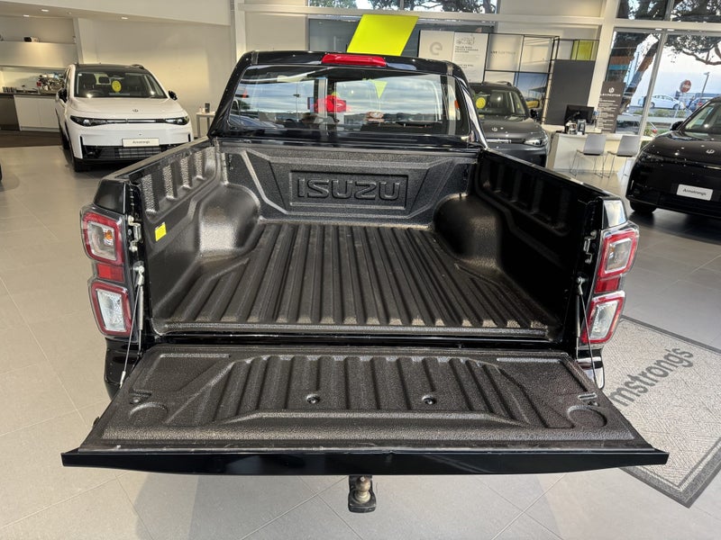 2023 Isuzu D-Max LS D/C 2WD 3.062863262072705114