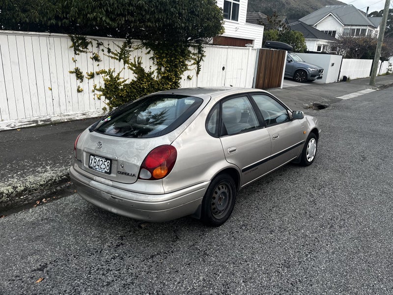 1998 Toyota Corolla Gl62863262084482111