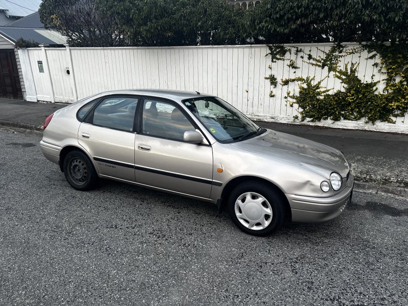 1998 Toyota Corolla Gl62863262084482113