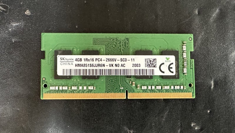 SK Hynix 4GB 1Rx16 PC4-2666V-SC0-11 DDR4 SDRAM #7 - $1 Reserve (PU42 Cubby) Carousel 1
