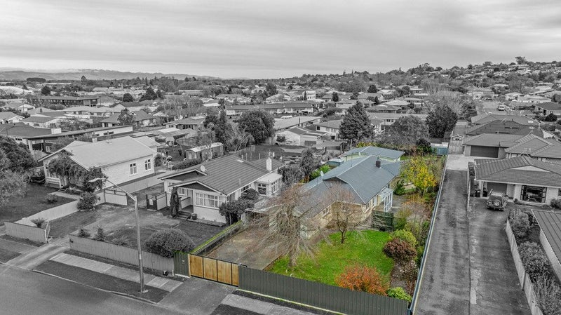 Image 1 of 20