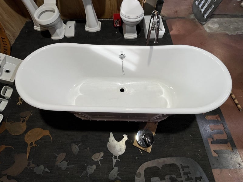 Freestanding Cast Iron Eiffel Bath62972918606211112