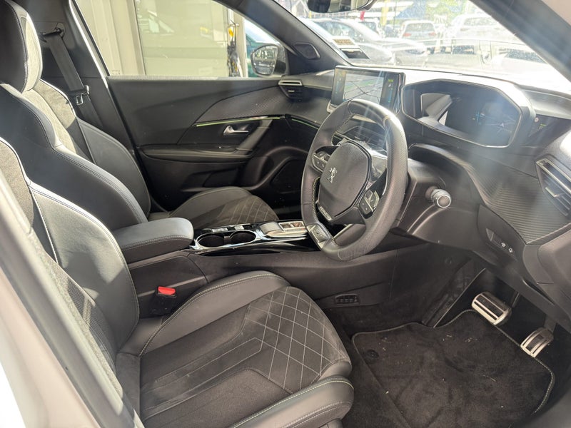 2023 Peugeot 2008 Gt Electric 50Kwh/Ev62864750818178111