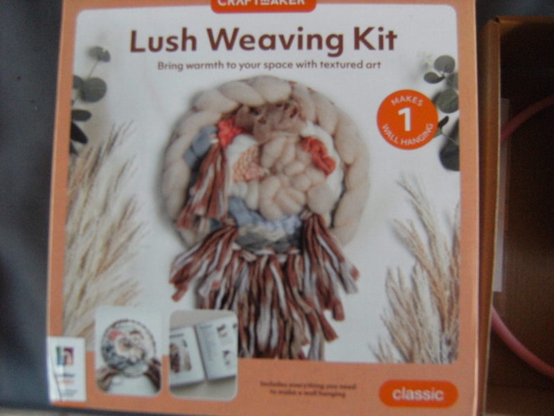 Weaving wall hanger kit Carousel 1