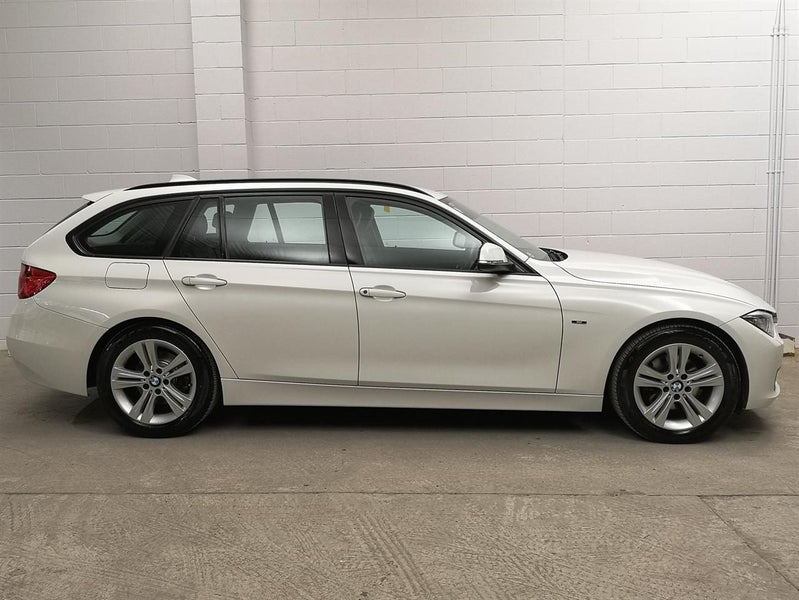 2013 BMW 320d Full leather Sports Low km in Whi...62865837856003112