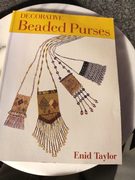 Decorative beaded purses62863848979458111
