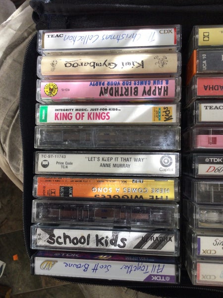 CARRY CASE FULL OF CASSETTE TAPES Carousel 7