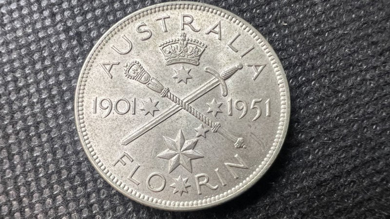 1951 Australian "Federation" Silver Florin Coin - Higher Grade - Lot E558 Carousel 1