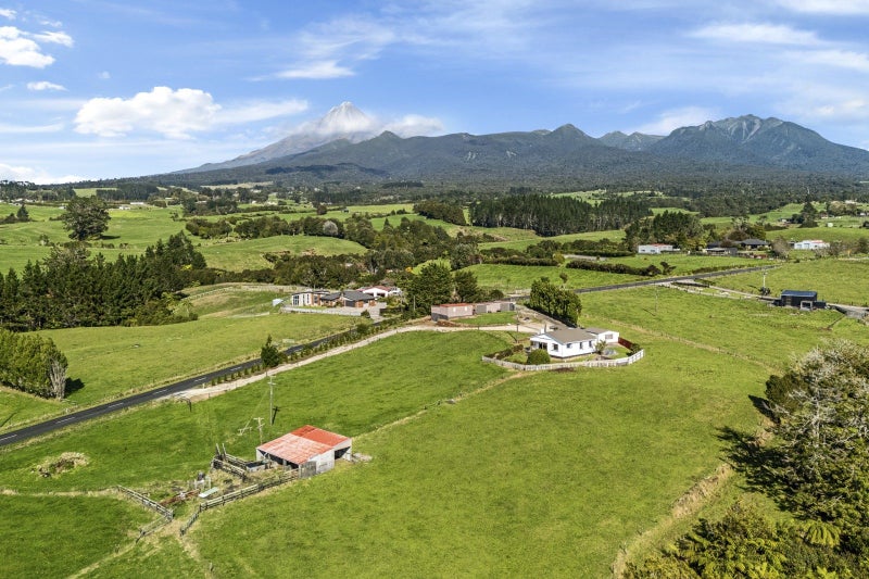 Image 3 of 27