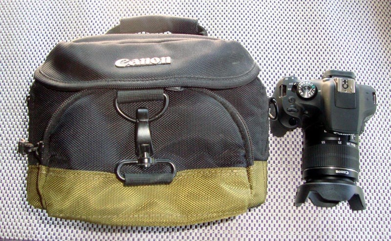 Canon EOS 2000D Camera - Perfect for NCEA - Virtually New!62934712554370111