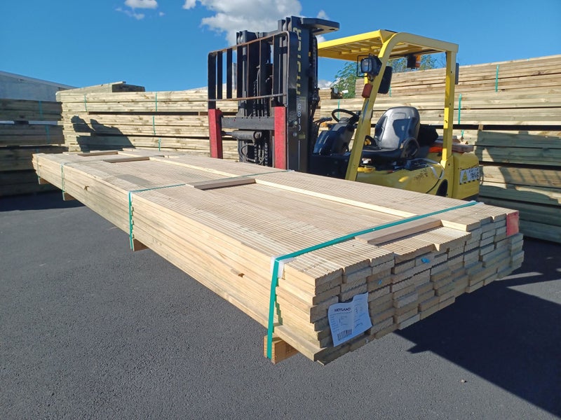 KEYLAND DECKING - 90 x 21mm H3.2 KD - GRIP TREAD - 445.2m - TS7702 Carousel 1