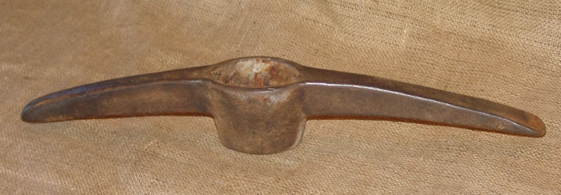 Brades - Miners Style Pick Axe Head (E19) Carousel 1