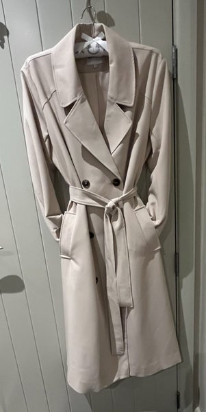 Ladies’ trench coat Carousel 1