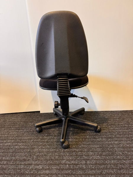 Spectrum 2 Office Chair by Eden Office Carousel 4