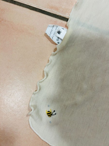 Dimples Merino XL Wrap - Cream Bee Carousel 2