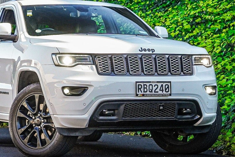 2020 Jeep Grand Cherokee Altitude 4WD / Leather...62866856129793112