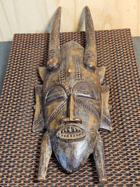 Hardwood Senufo Mask. Likely a Kponyungo Helmet Mask. West African. Carousel 5