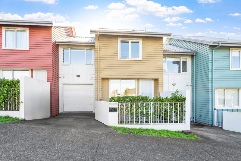 Image 1 of 20