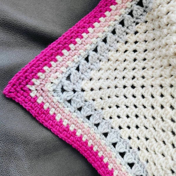 "Granny Mandy" baby blanket in cream, pale grey, light and dark rose pink Carousel 3