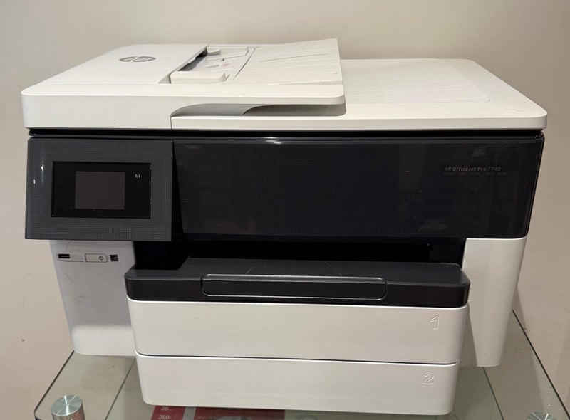 HP Colour Laser Jet printer / fax / copier Carousel 1