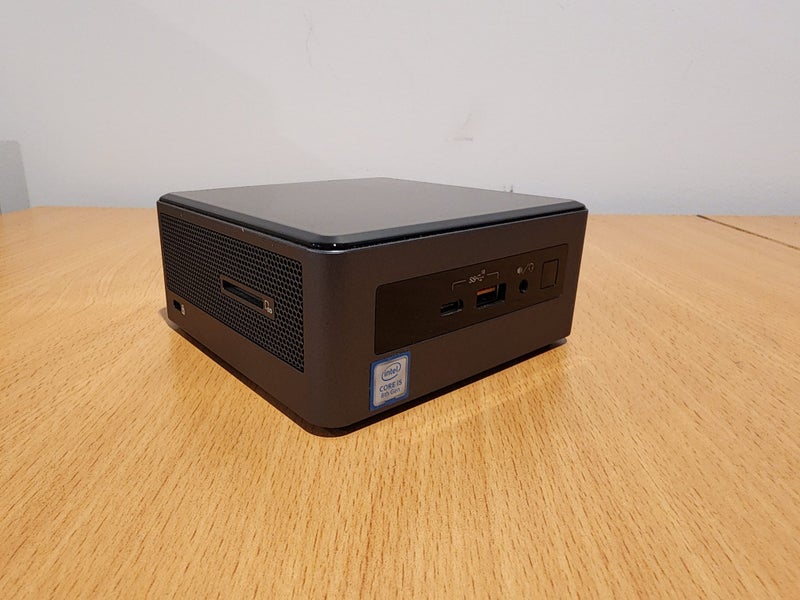 Intel NUC Desktop PC, Intel i5 8265U, 8GB RAM DDR4, AMD Radeon 540X GPU628658274561301110