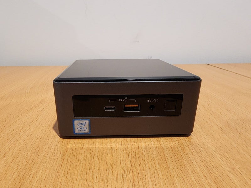 Intel NUC Desktop PC, Intel i5 8265U, 8GB RAM DDR4, AMD Radeon 540X GPU62865827456130112