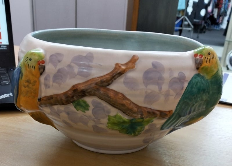 Clarice Cliff budgerigar or parrot pottery bowl62863863858689113