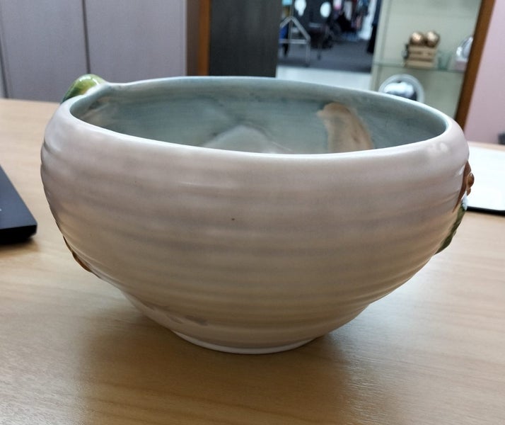 Clarice Cliff budgerigar or parrot pottery bowl62863863858689111