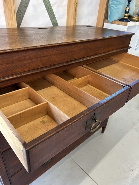 Vintage Oak Drawers/Linen Press62854315440514111