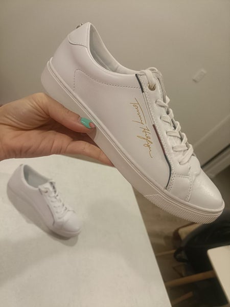 Tommy Hilfiger Womens Shoes Carousel 2
