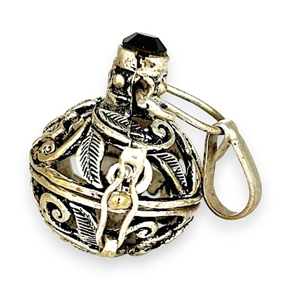 SALE | Sterling Silver Hand Made Open Filigree Locket. R # 515 Carousel 1
