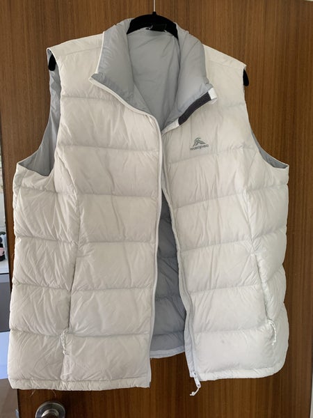 Macpac Down Vest Size 18 Carousel 2