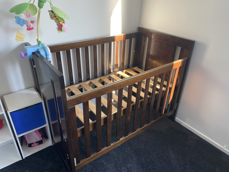Grotime Cot and junior bed with free mobile628632424689941125