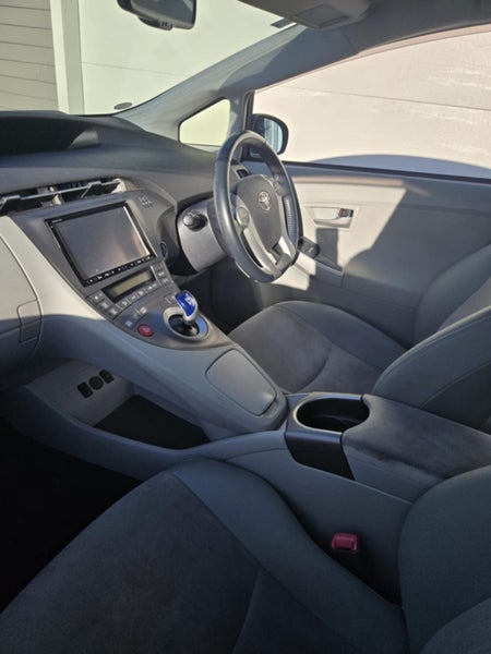 2012 Toyota Prius62868836330115113