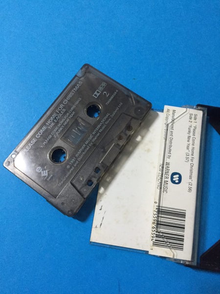 The Eagles: Please Come Home For Christmas (Cassette) Carousel 3