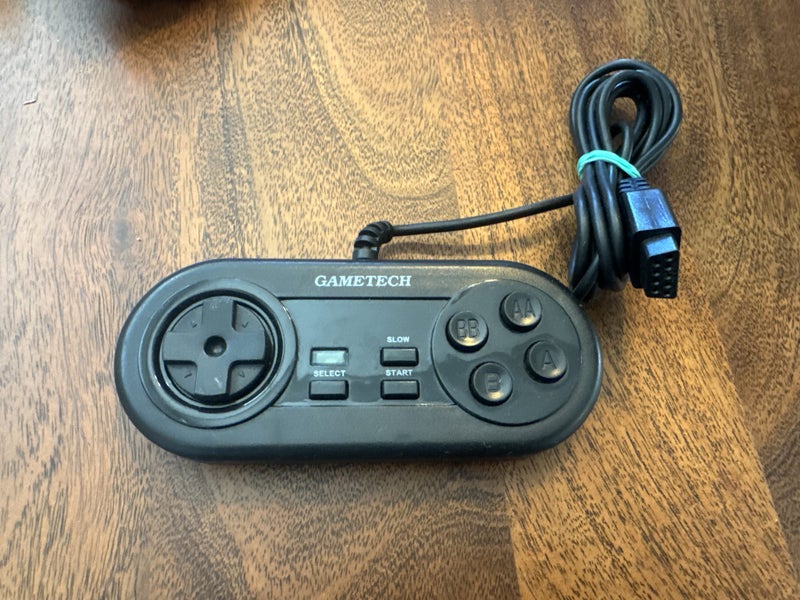 Gametek Vintage controller for 9 pin serial port Carousel 1