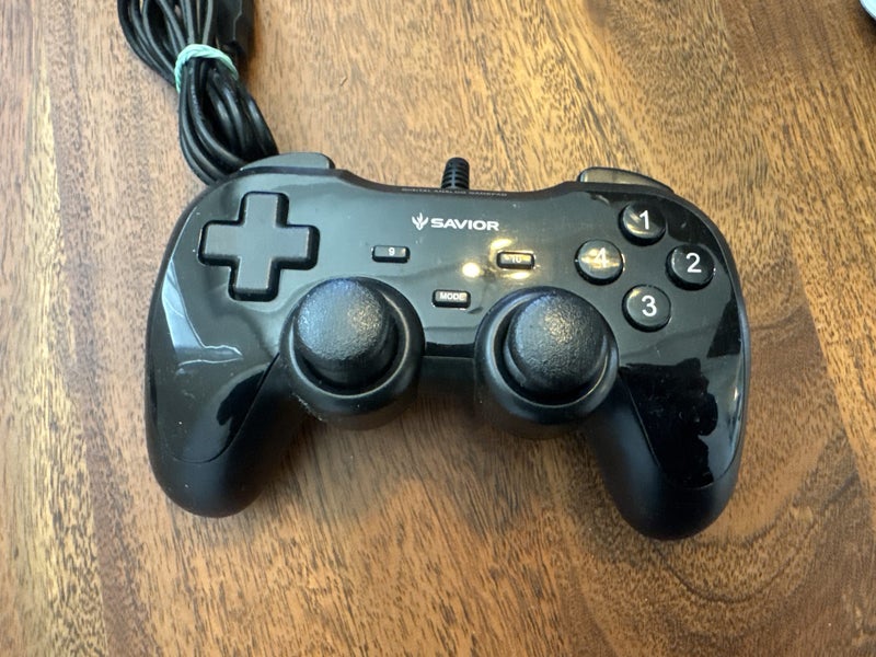 iBUFFALO BSGP1204 USB 12 button gamepad for PC Carousel 1