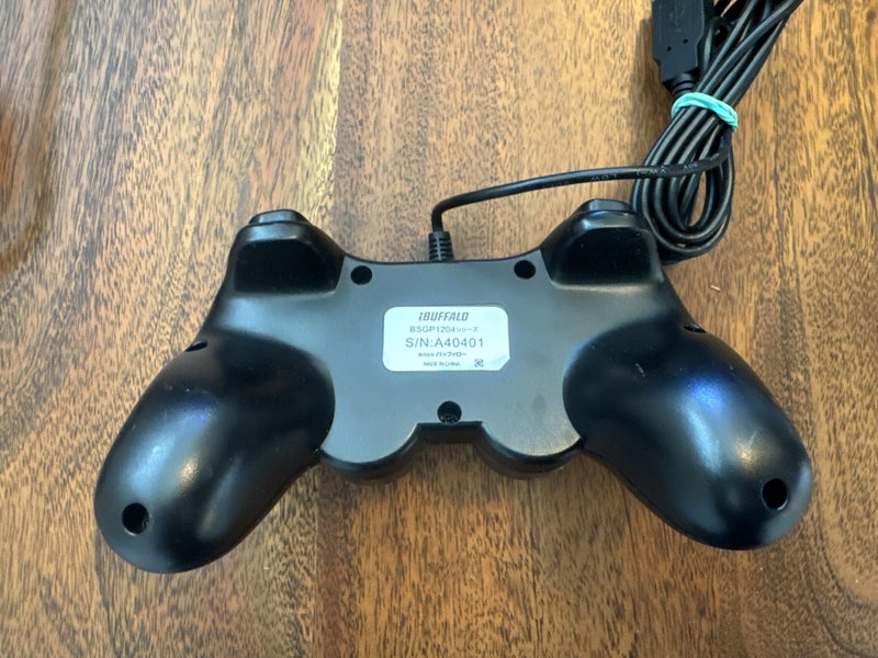 iBUFFALO BSGP1204 USB 12 button gamepad for PC Carousel 2