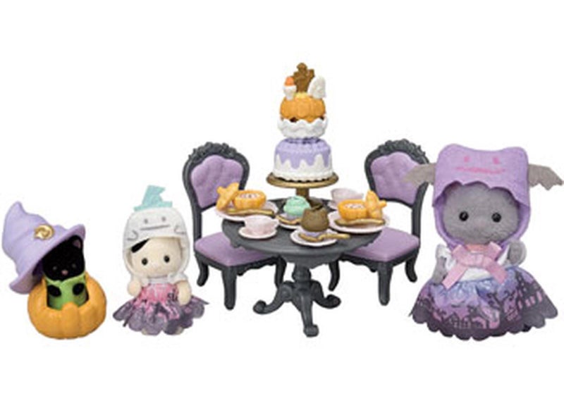 Sylvanian Families Halloween Surprise Party Set Carousel 1