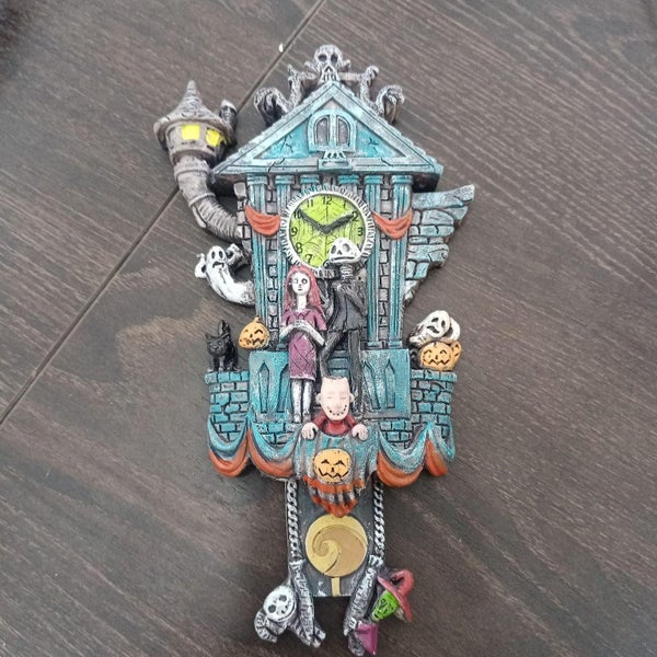 Halloween Resin Wall Clock The Nightmare Before Christmas Cuckoo Clock For Hallo Carousel 1
