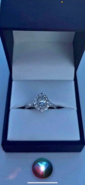 MHJ white gold diamond Engagement Ring. Valuation $5,999.00.62863232294147118