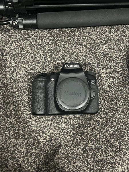 Canon 70D dslr complete set62867850429059114