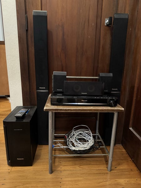 Panasonic SA-PT560 Home Theatre Sound System Carousel 1