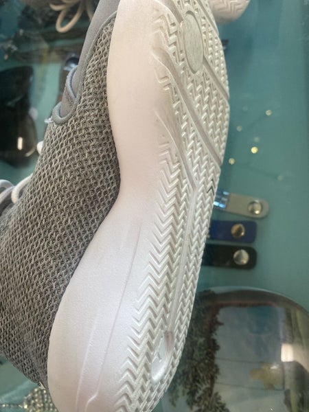 NIKE JORDON ECLIPSE CHUKKA SIZE 4Y Carousel 9