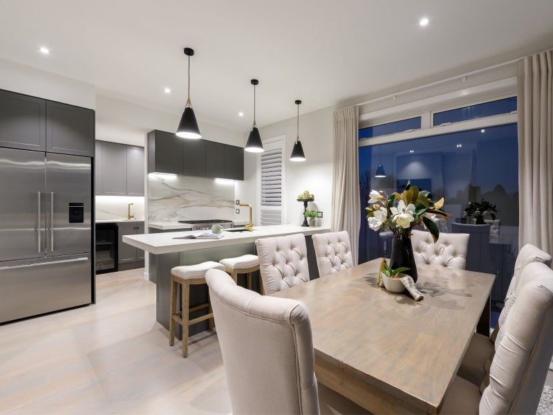 Prestige meets panoramic views62885375259267113