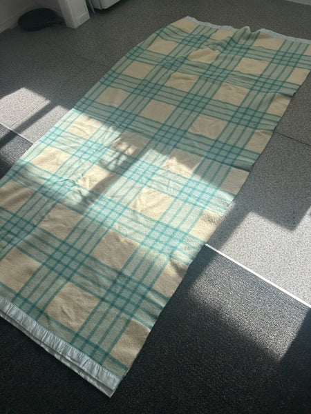 Royal Wool Mint Green Check Superking Blanket Carousel 2