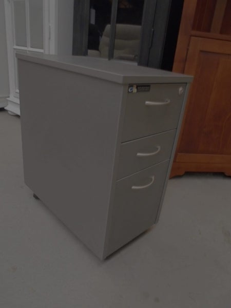 Mobile 3 drawer Carousel 1